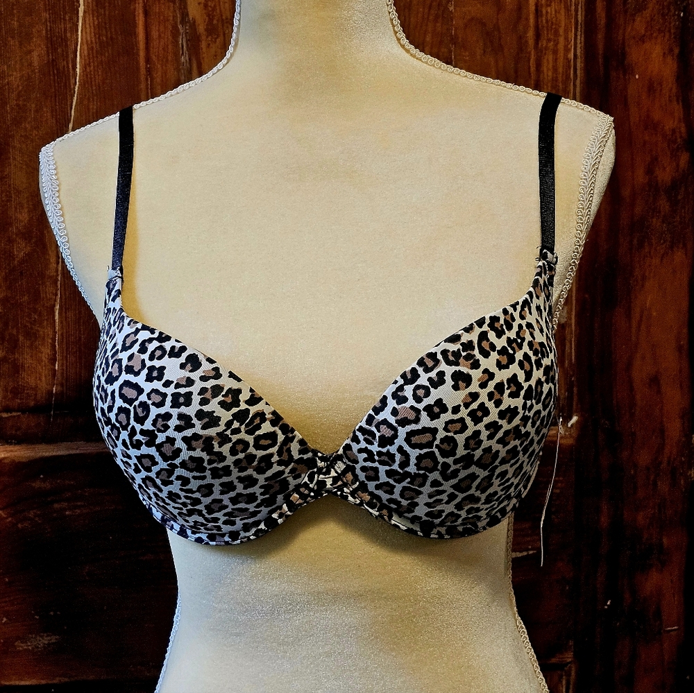 Leopard Print Push up add 2 cup sizes Padded Bra NWT
